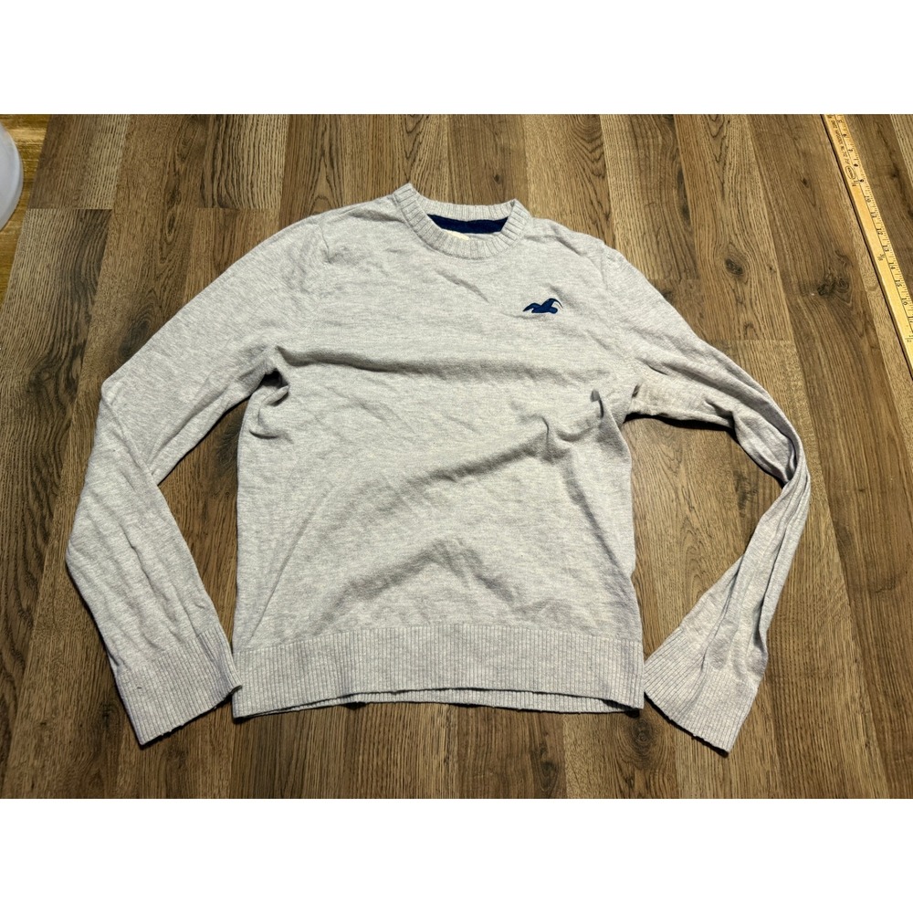 Hollister Sweater Mens Size Large Gray Pullover Embroidered Logo Crewneck